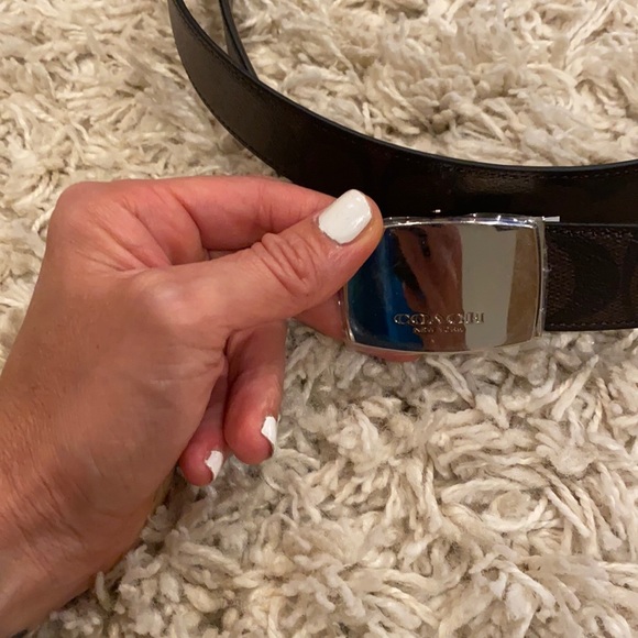 Awesome brown canvas signature coach belt ❤️🥰🥰🤗 - Picture 1 of 10
